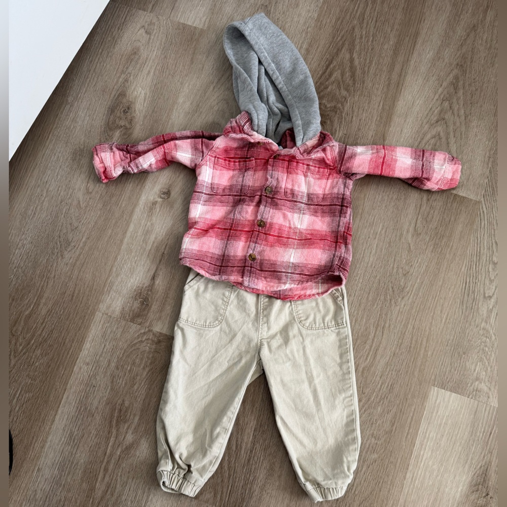 Old Navy Red & Gray Plaid Hoodie Shirt and Jogger Pants Set 12–18M
